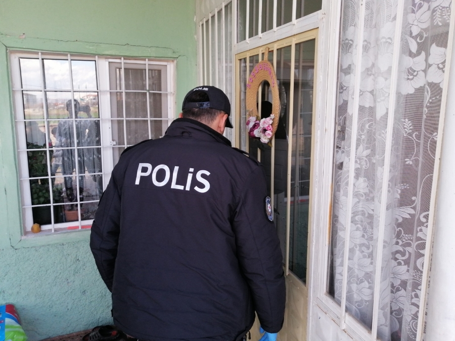 Üvey kardeşlerin bilgisayar kavgası kanlı bitti: 1'i ağır 2 yaralı