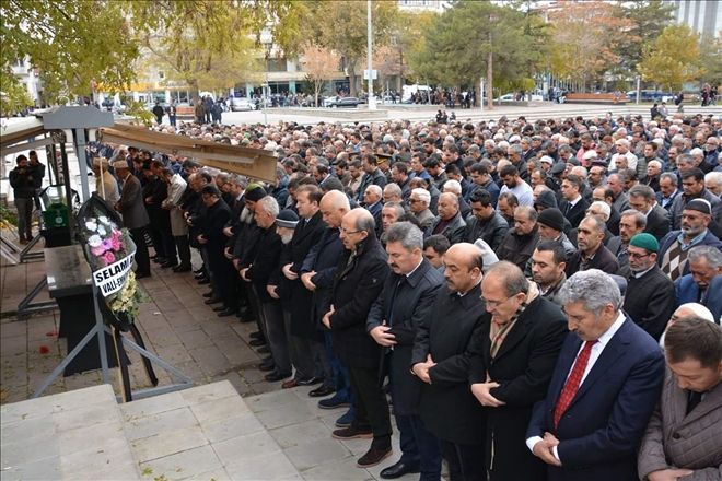Milletvekilimiz Cengiz Aydoğdu´nun Annesi Toprağa Verildi