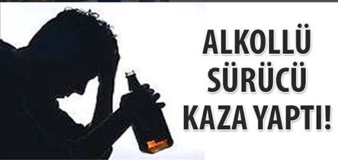 ALKOLLÜ SÜRÜCÜ POLİS ARACINA ÇARPTI