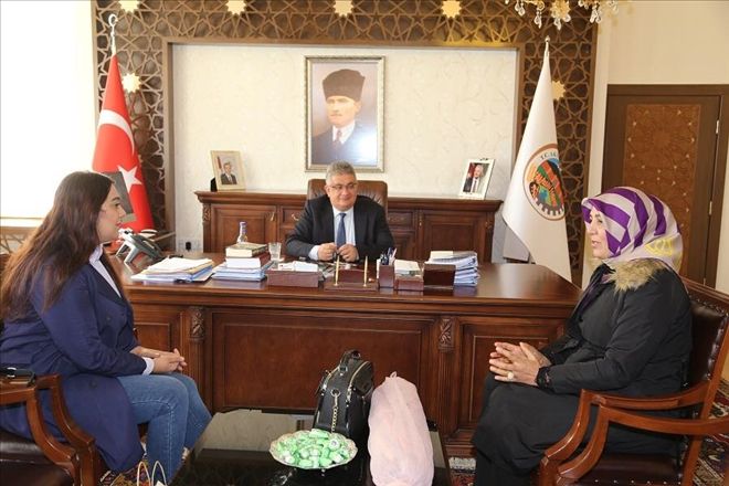 Kaza´da Hayatını Kaybeden Başkan´ın Kızından Vali Pekmez´e Ziyaret