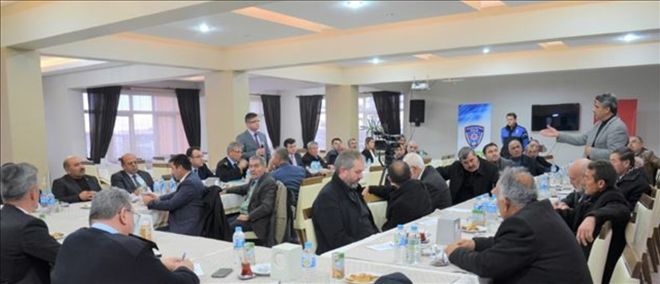 Aksaray Emniyet Müdürlüğü Muhtarlarla Huzur Toplantısı Gerçekleştirdi