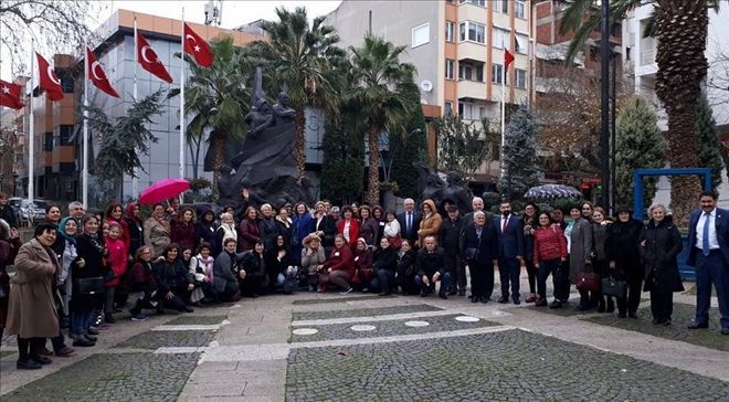 81 İl´den Kadın Muhtarlar Bandırma´da Buluştu