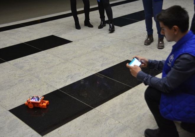 Aksaray´lı gençler, robotlarıyla Türkiye´yi temsil edecek 