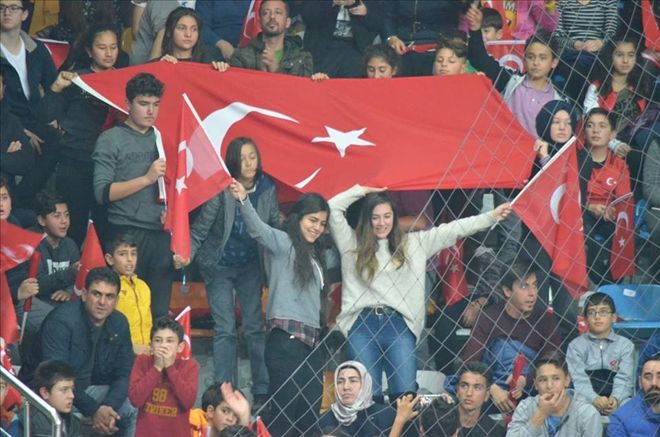 Aksaray´da Yendiğimiz Maçın Rövanşında Hollanda´da kaybettik