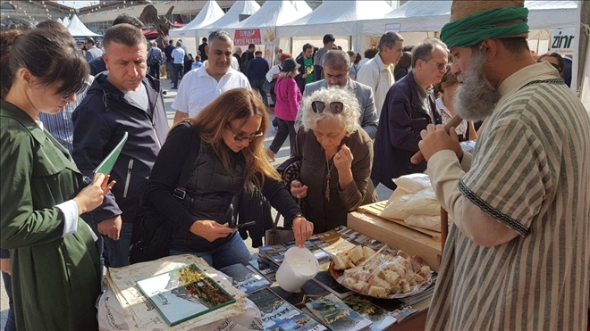  Aksaray´ın Somuncu Baba Ekmeğine Yoğun İlgi