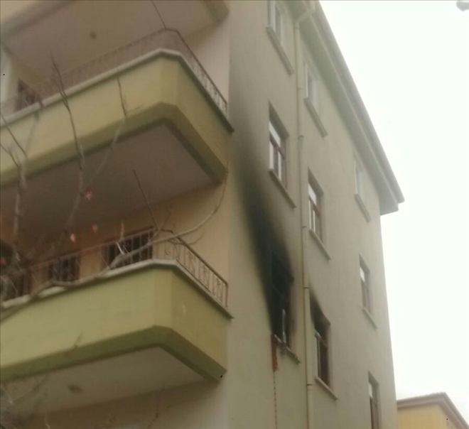 Aksaray´da apartmanda yangın paniği