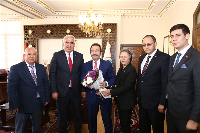 Milletvekilleri Vali Ali Mantı´yı ziyaret ettiler