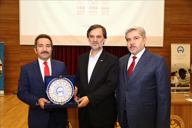 Hilal-i Ahmer´den Kızılay´a 150 Yıllık Yardım Çınarı Konferansı