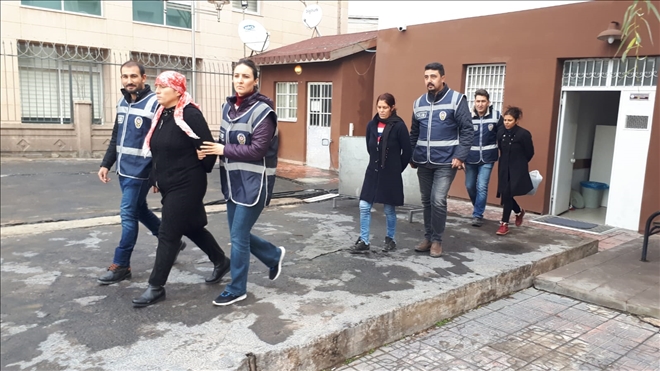 Hırsızlık şüphelisi 6 kadın tutuklandı