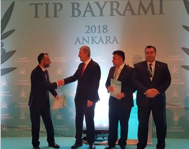 Yılın Doktoru Eryazgan ve Gündebahar Ödüllerini Aldı