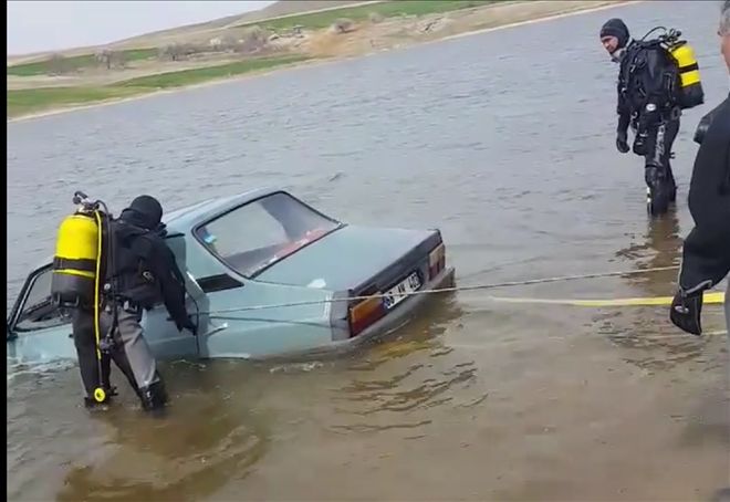 El Freni Çekilmeyen Otomobil Baraja Uçtu | aksaray haberleri