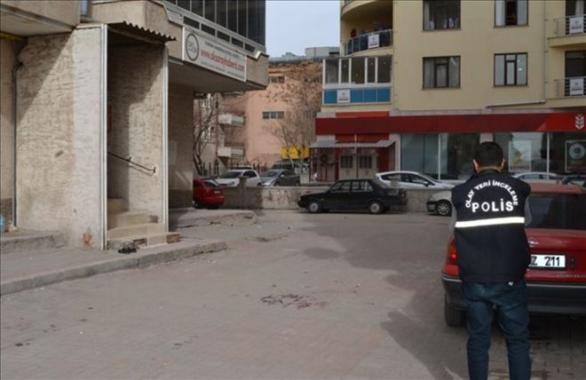 Aksaray´da 8.Kattan Atlayan Vatandaş Hayatını Kaybetti