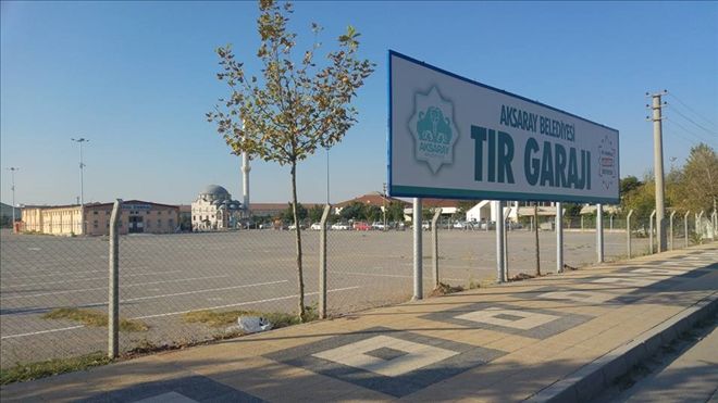 Tır Garajı Boş,Sokaklar Park Etmiş Tırlarla Dolu