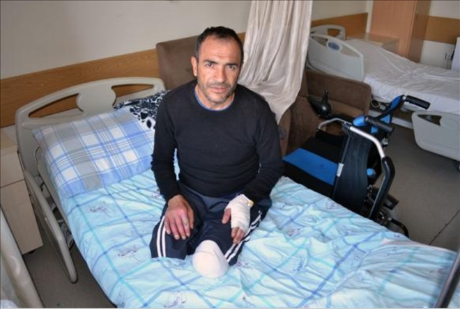 İki bacağını kaybetti,ameliyat edilmez ise iki elini de kaybedecek