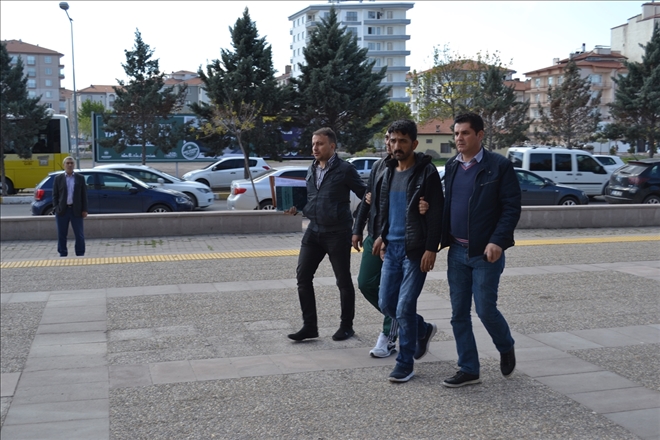 Hırsızlar kovalamaca sonucu yakalandı