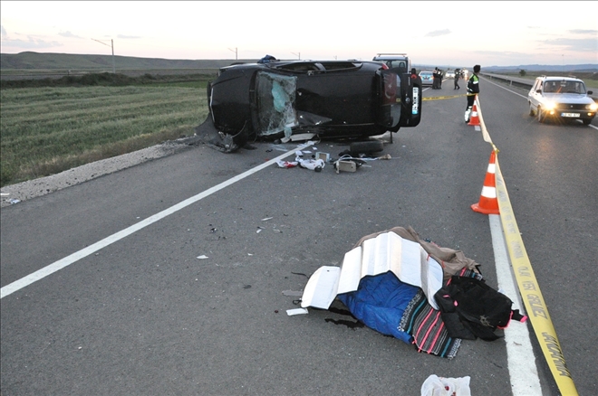 Yozgat´ta otomobil devrildi: 2 ölü, 1 yaralı