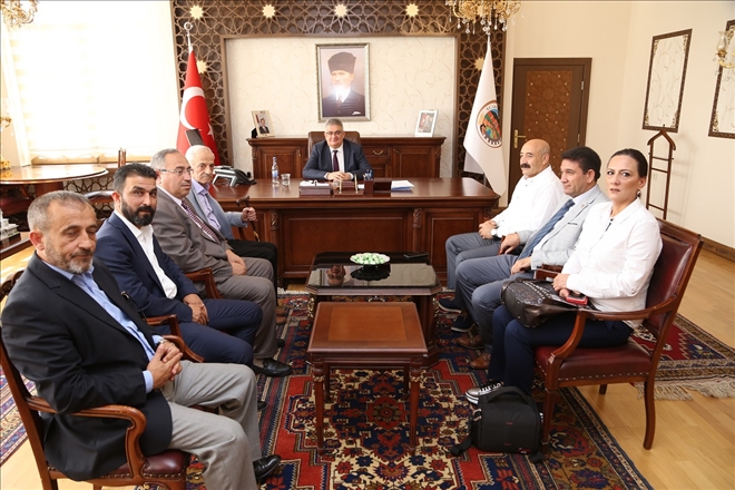 Cemiyetlerden Vali Pekmez´e Ziyaret