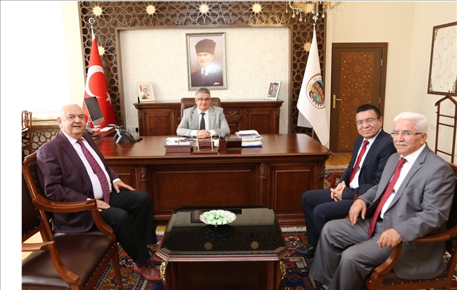 MEDAŞ Yetkililerinden Vali Aykut Pekmez´e ziyaret