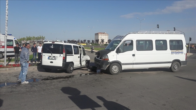 Aksaray´da trafik Kazası: 4 Yaralı