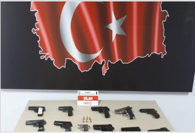 Aksaray´da kaçak silah operasyonu