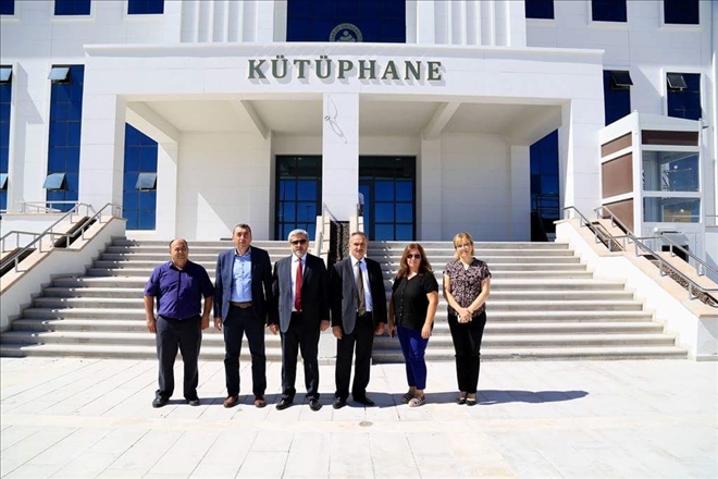 Yeni Kütüphaneye taşınma işlemleri başladı
