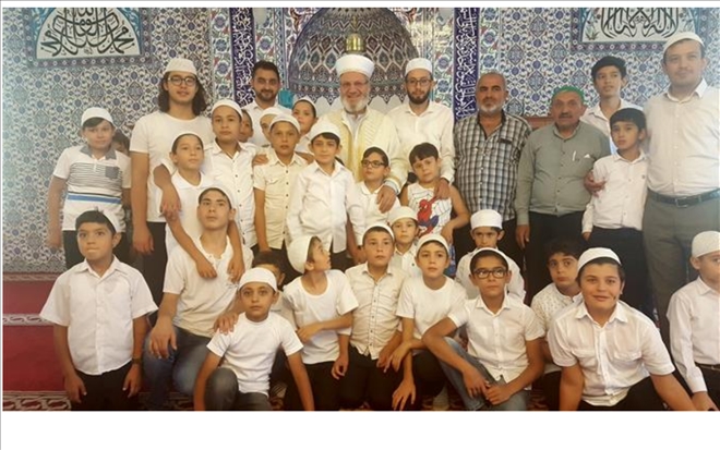 200 vakit namaz kıldılar,hediyelerini aldılar