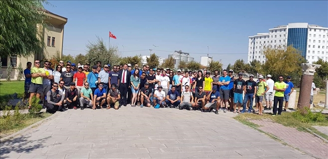 Yarışmacılar ve şampiyona ekibi tarihi ve turistik mekanları gezdiler