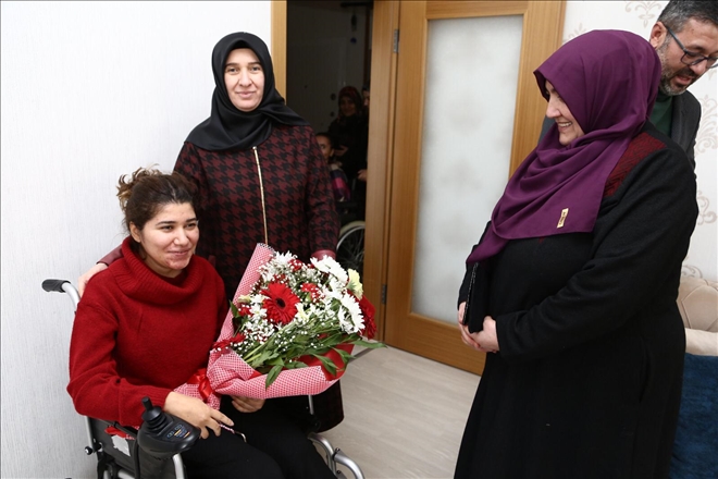 Kök hücre tedavisi için Hindistan´a gidecek Merve´ye anlamlı ziyaret