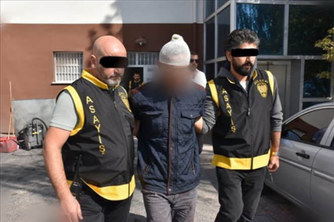 Kürek ve demir sopaların kullanıldığı kavganın şüphelileri hakim karşısında