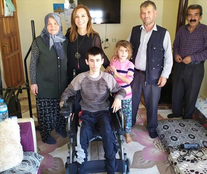 Gönüllü öğrencilerle el ele yardımlar büyüyor