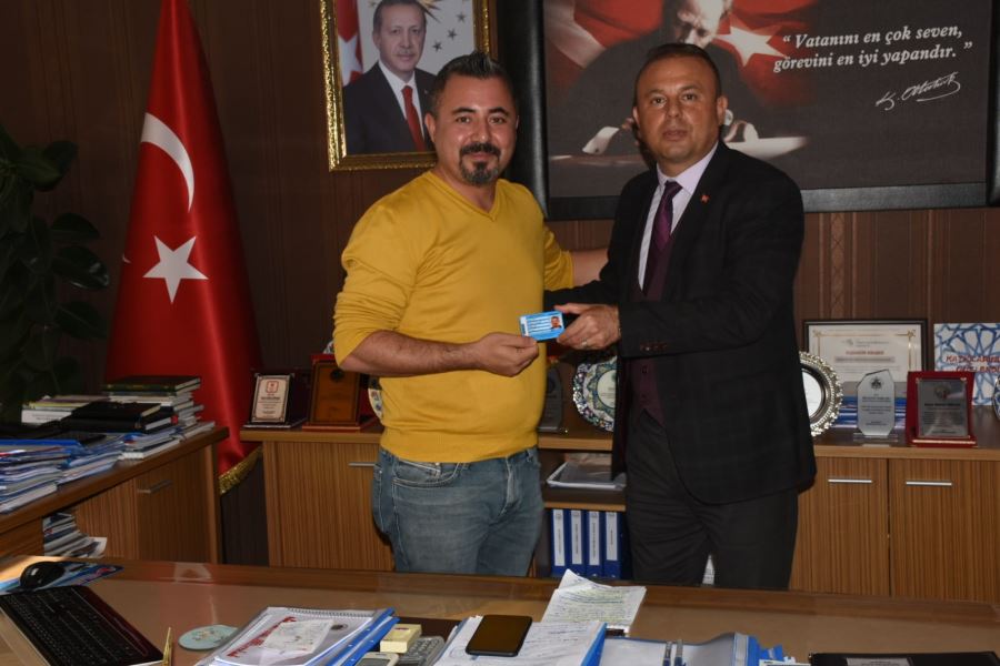 Amatör denizci belgeleri sahiplerini buldu