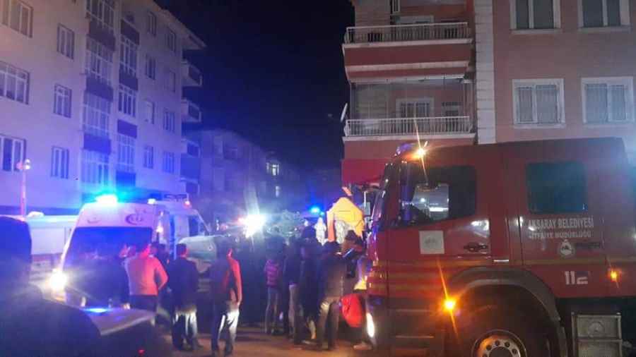 Polis sokağa giriş-çıkışlara izin vermiyor!Aksaray
