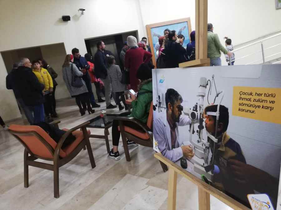 Dünya Çocuk Hakları Gününe Özel Anlamlı Sergi