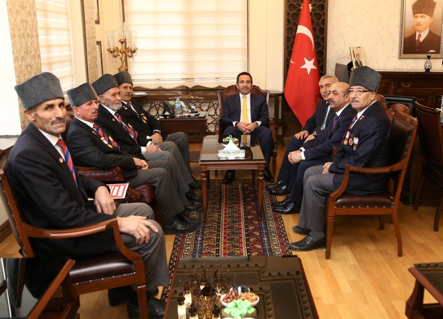 Aksaraylı Gaziler’den Vali Ali Mantı’ya ziyaret