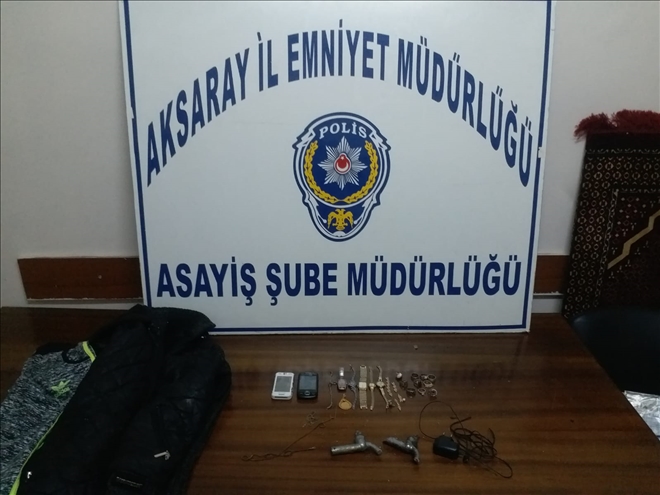 Hırsızlık şüphelisi 3 kişi yakalandı