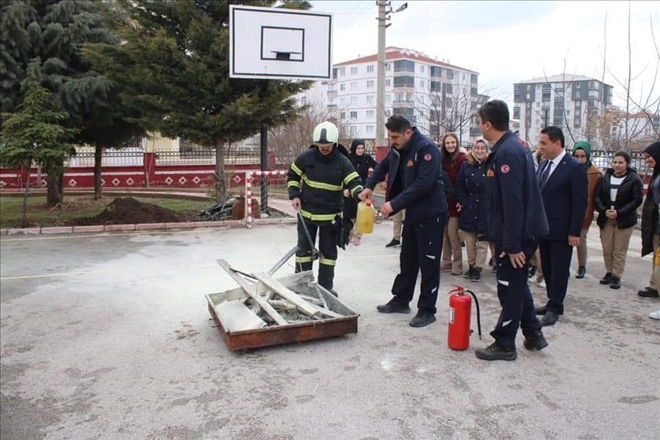 Yangın tatbikatında inanılmaz kaza