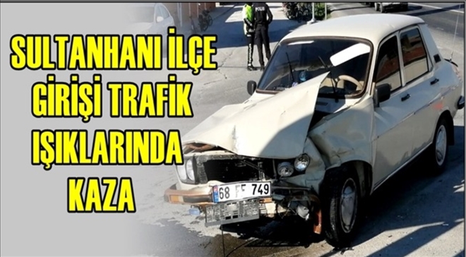 Kamyonetle otomobil çarpıştı:2 yaralı