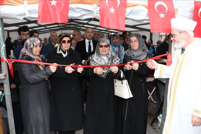 Aksaray´da yardım kermesi açıldı