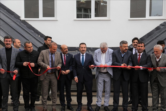 Hayırsever katkısı ile yaptırılan cami düzenlenen törenle açıldı