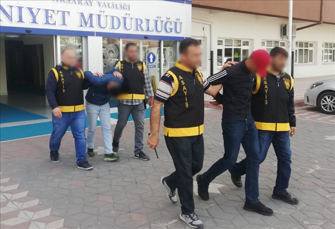 Emniyetten Başarılı Operasyon! Aranan 5 kişi yakalanarak tutuklandı