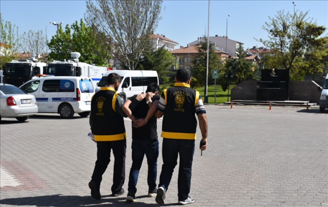 Emniyetten Başarılı Operasyon! Aranan 3 kişi yakalanarak tutuklandı