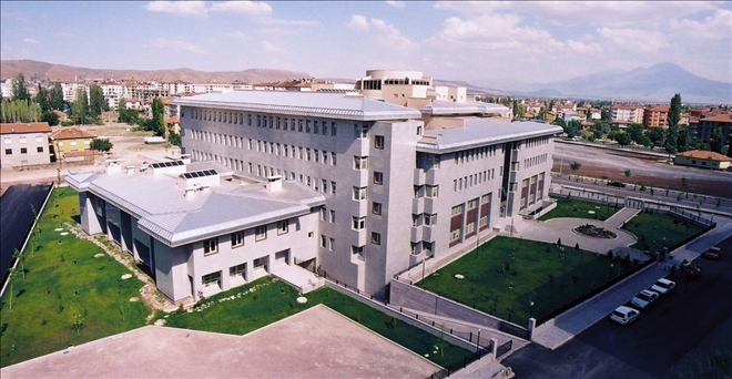 Aksaray´da 8 Hakim ve Savcının görev yeri değişti