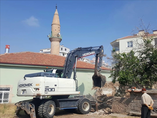 Aksaray´da metruk binalar yıkılıyor