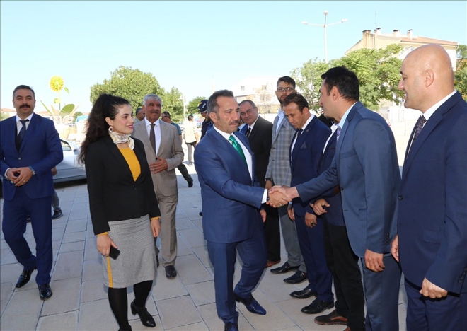 Vali Ali Mantı  Eskil ve Sultanhanı İlçeleri ile Eşmekaya Beldesine ziyarette bulundu