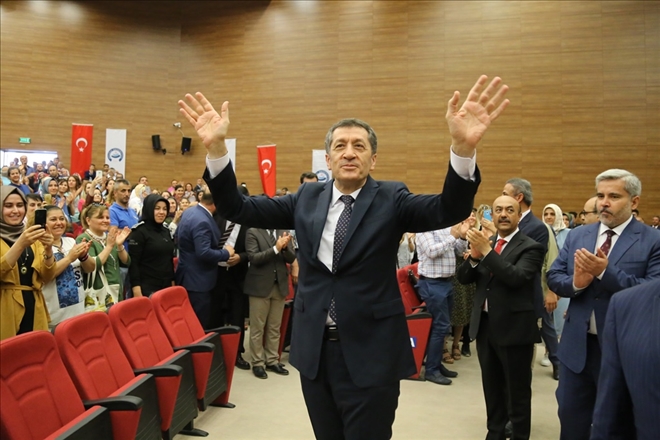 Bakan Selçuk,ASÜ´de Öğretmenlerle Buluştu