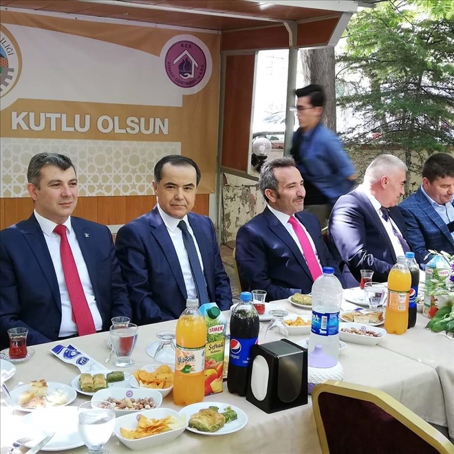 Aksaray´da geleneksel bayramlaşma töreni yapıldı