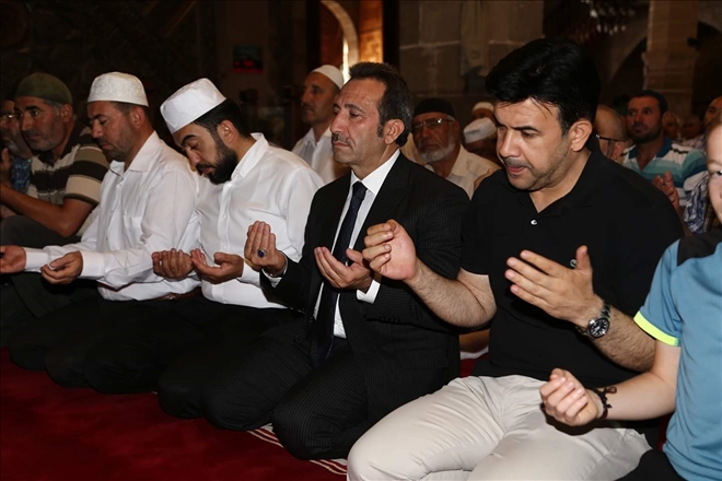 15 Temmuz Şehitleri İçin Mevlid-İ Şerif Okutuldu