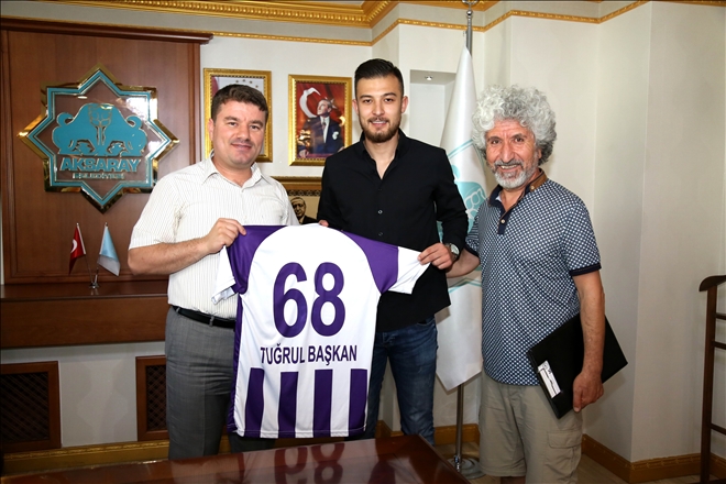 Aksaray´ın Futbol Elçisi Başkan Dinçer´i Ziyaret Etti