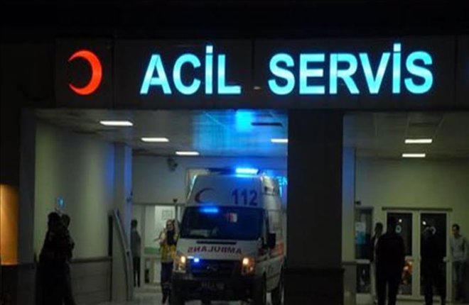 Acil Servis´te doktora saldırdılar