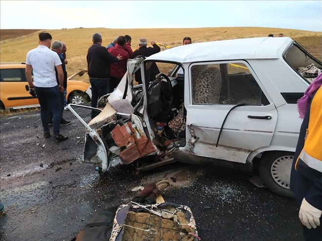 Kafa kafaya çarpıştılar: 1 ölü 2 yaralı